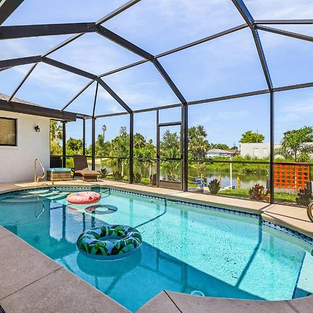 Cozy Retreat, Heated Pool, Water Canal, Bikes,3 Bedroom Cape Coral Exteriér fotografie