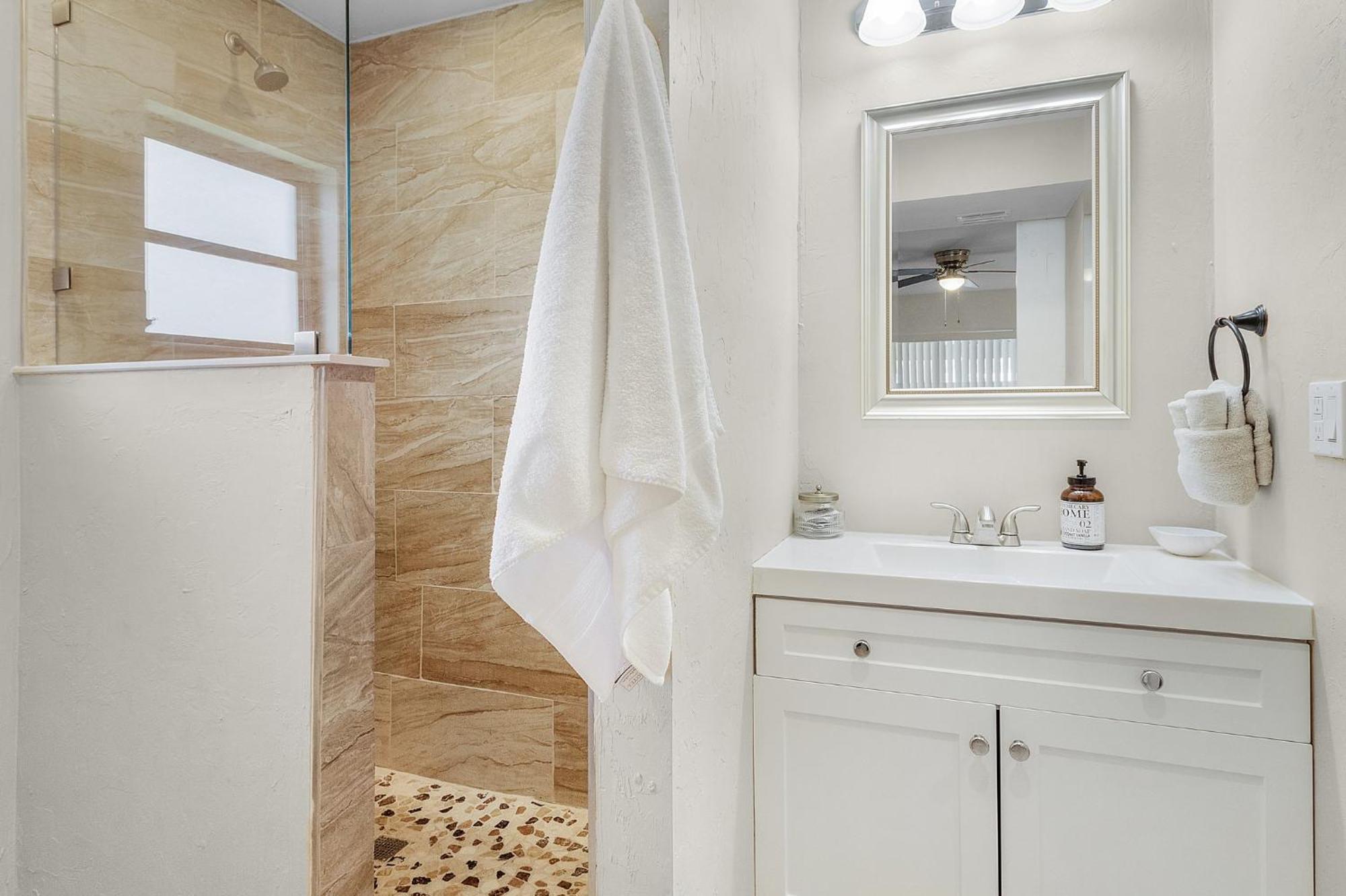 Cozy Retreat, Heated Pool, Water Canal, Bikes,3 Bedroom Cape Coral Exteriér fotografie